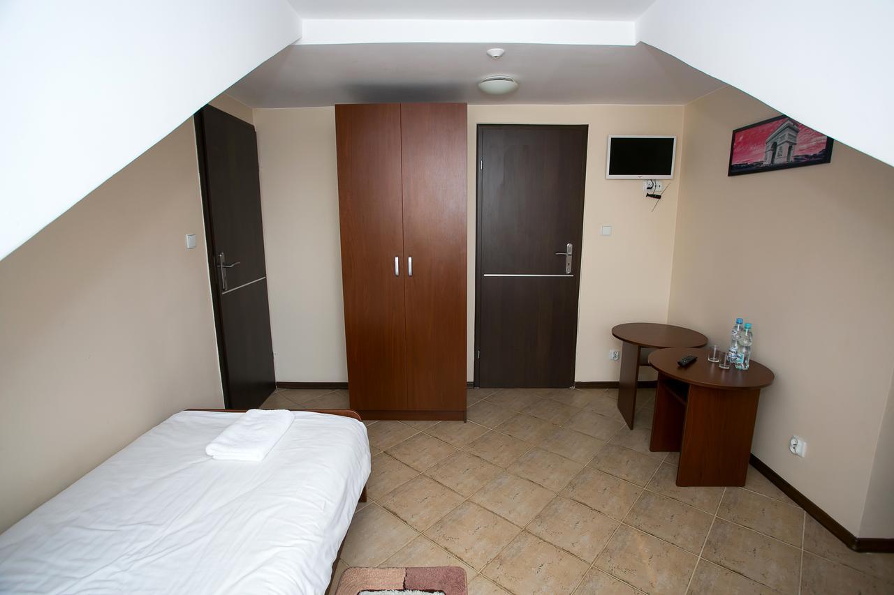 Labirynt Otel Łomża Dış mekan fotoğraf