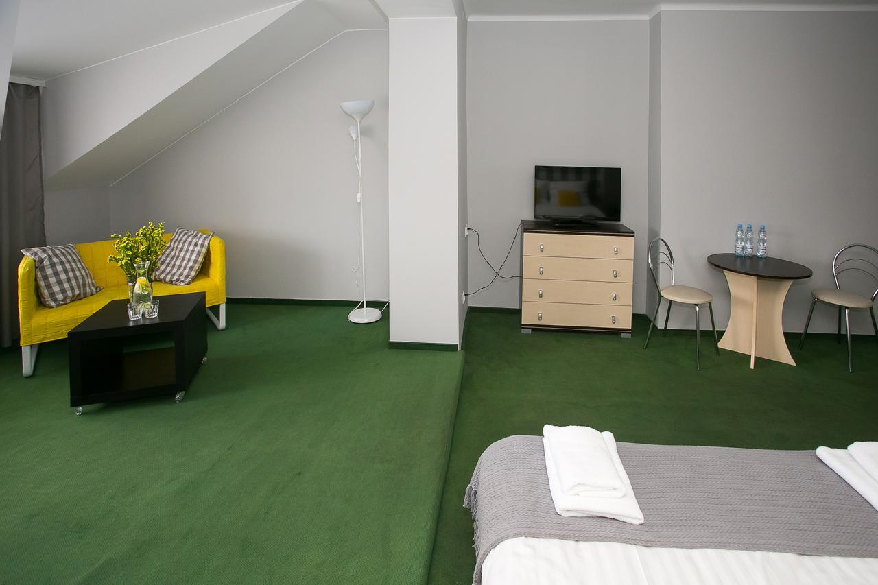 Labirynt Otel Łomża Dış mekan fotoğraf