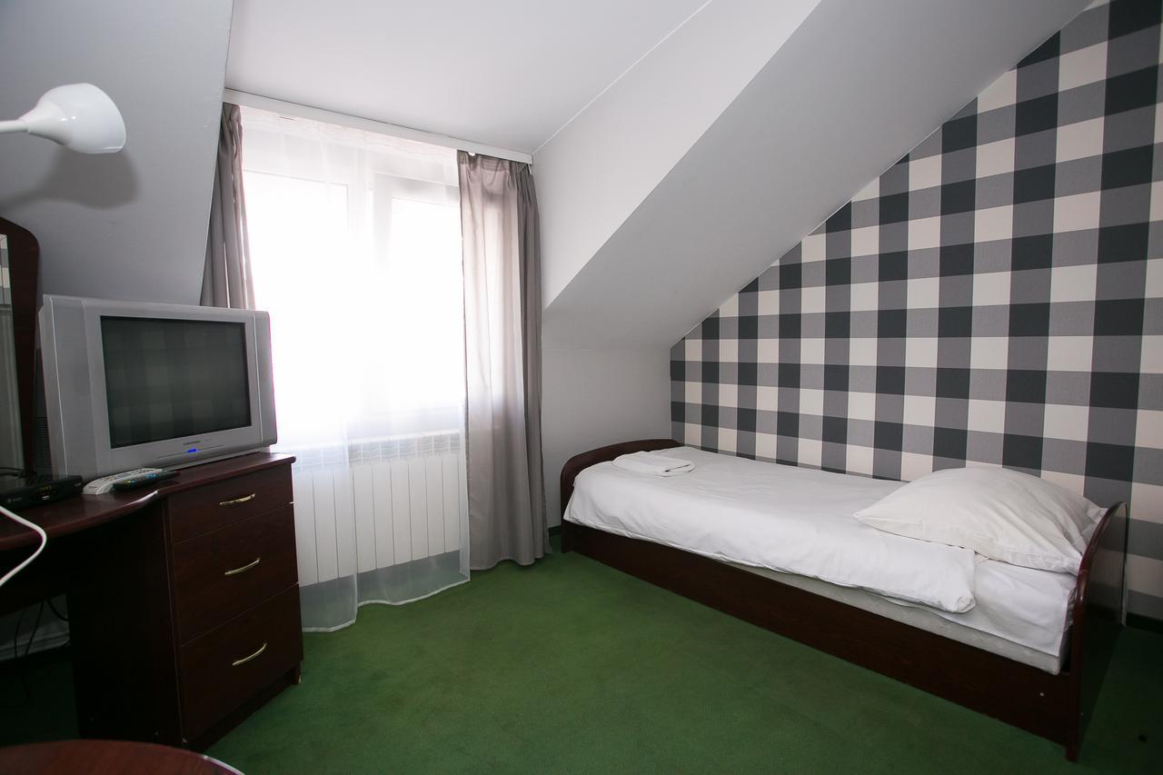 Labirynt Otel Łomża Dış mekan fotoğraf
