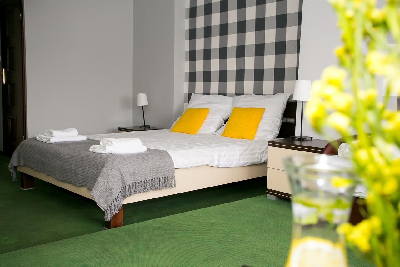 Labirynt Otel Łomża Dış mekan fotoğraf